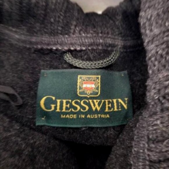 VTG GIESSWEIN Austria WOMENS Pure New Wool Cardigan Ski Embroidered Size 42 XL - Picture 7 of 8